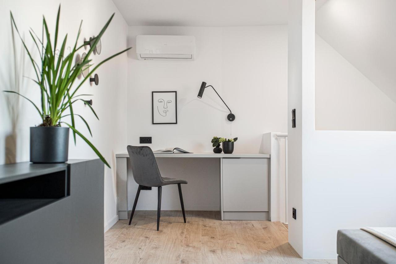 As-Home Dwupoziomowy Apartament Przy Dworcu Pkp Parking Free 弗罗茨瓦夫 外观 照片