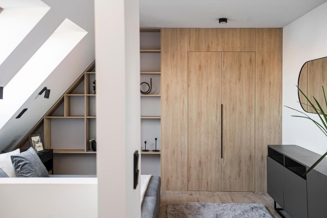 As-Home Dwupoziomowy Apartament Przy Dworcu Pkp Parking Free 弗罗茨瓦夫 外观 照片